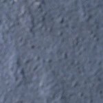 Plato hondo color negro con tres bolas de sorbete de maracuya y menta