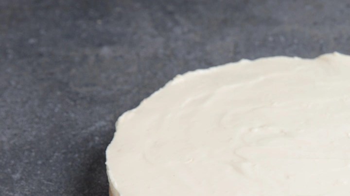 Cheesecake con base de granola