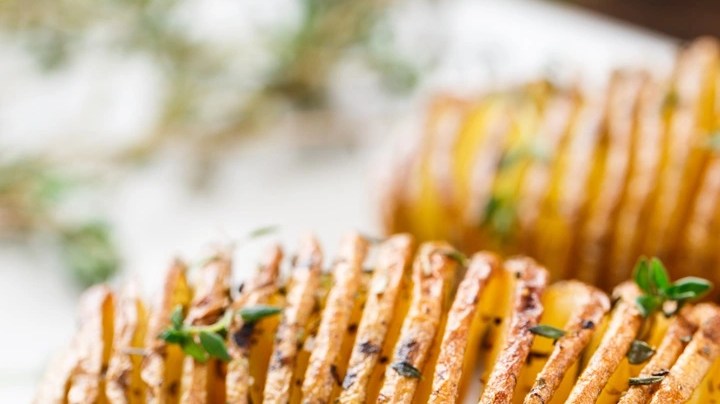 Patatas hasselback