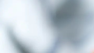 Tostada para el desayuno con huevo y salmón