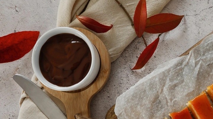 turrón de yema tostada