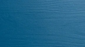 Palmeras de chocolate con leche sobre un plato blanco