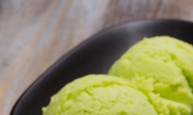 Sorbete de té verde matcha