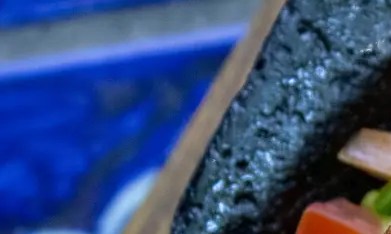 guacamole con chicharrón