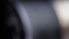 Paté de pimienta verde sobre una tostada de pan