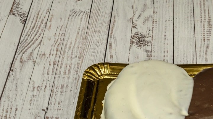 palmera rellena de crema pastelera