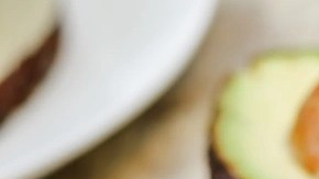 tarta de queso y aguacate