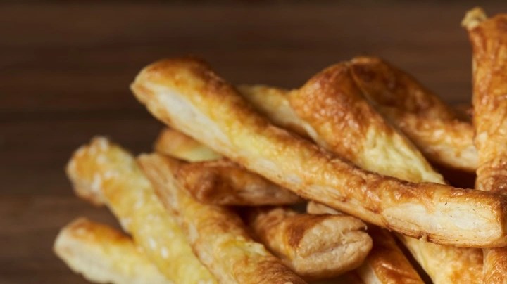 grisines caseros de queso