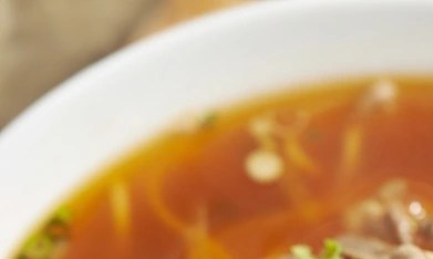 Guiso de fideos con carne picada
