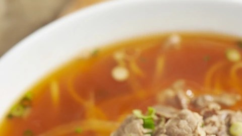 Guiso de fideos con carne picada