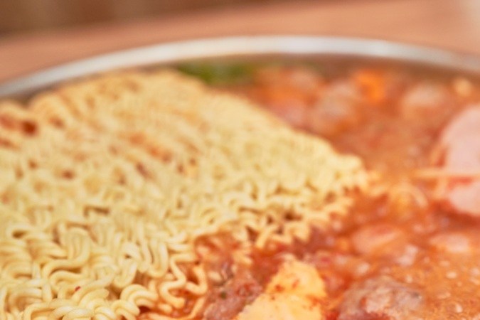 Guiso de fideos con chorizo