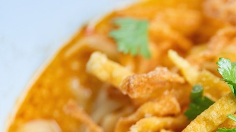 Guiso de fideos con pollo