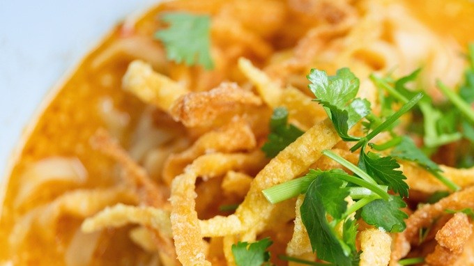 Guiso de fideos con pollo