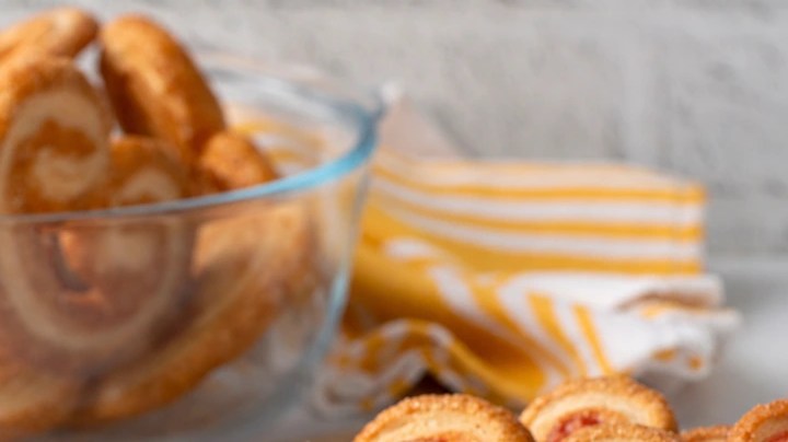 Palmeras de fresa sobre un plato