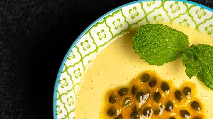 Mousse de maracuyá con tres ingredientes