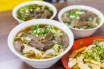 Guiso de fideos con carne y verduras