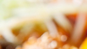 Guiso de fideos con pollo y verduras