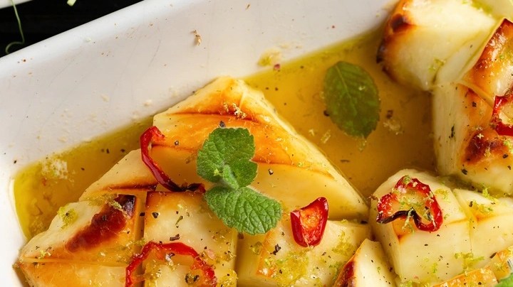 halloumi con miel picante