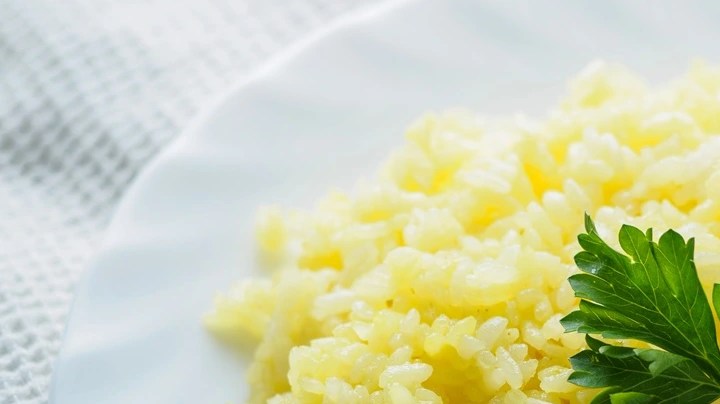 Arroz con limón y perejil