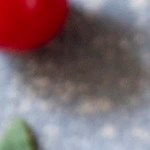 Huevos al horno con queso feta y tomates