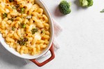 macarrones con coliflor, brócoli y queso