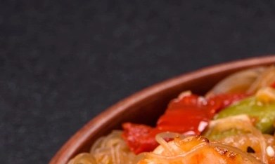 Fideos a la cazuela con camarones