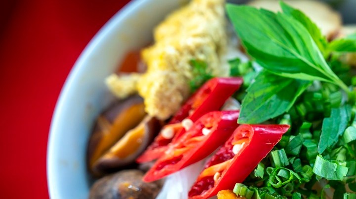 Guiso de fideos vegetariano
