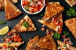 Quesadillas con pico de gallo