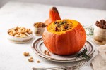 Arroz de otoño en una calabaza